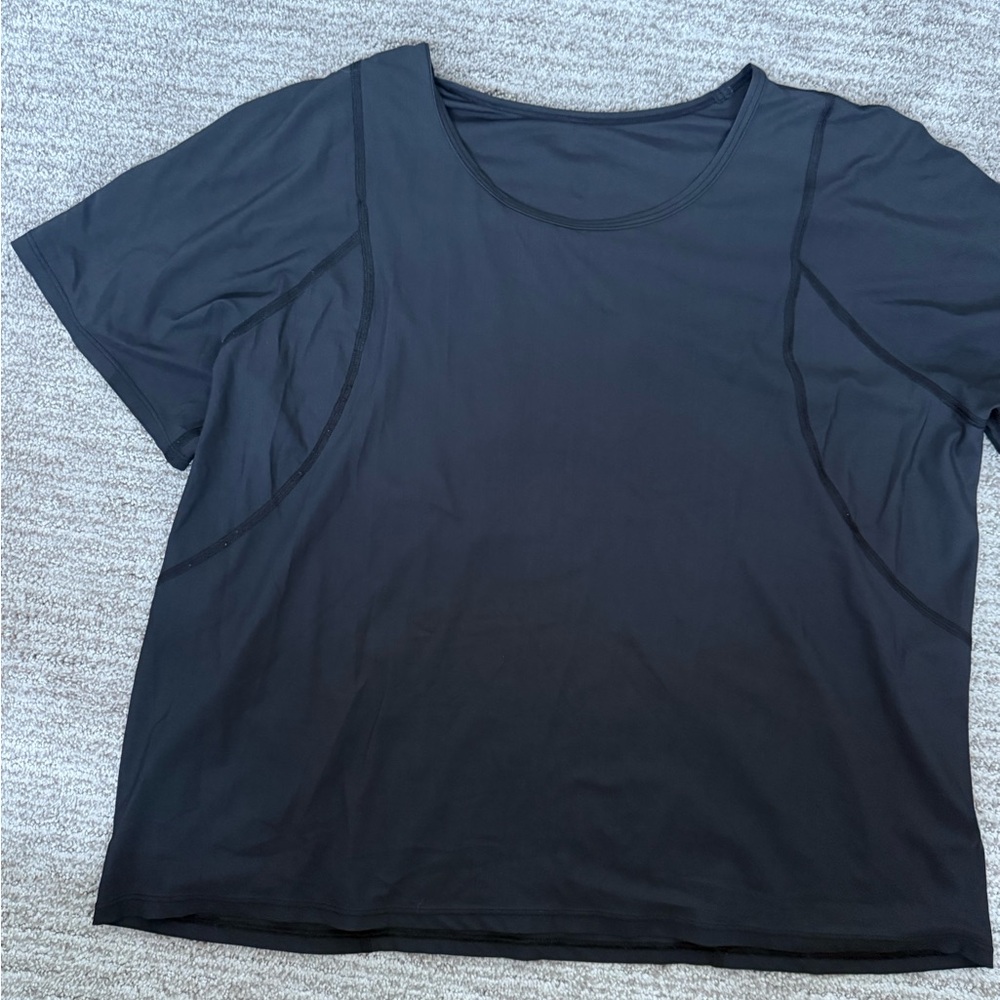 lululemon athletica Black Short Sleeve Tee